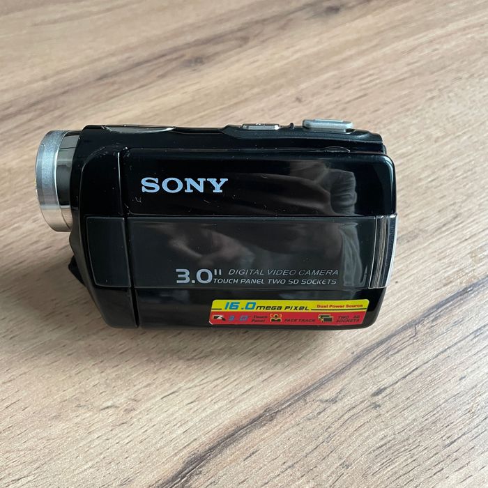Видео камера Sony