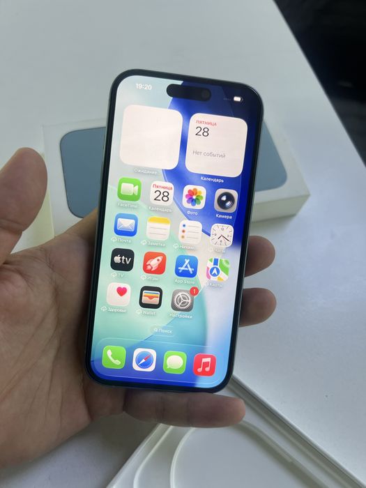 Срочно продам Айфон 16 256гб Батарея 93%