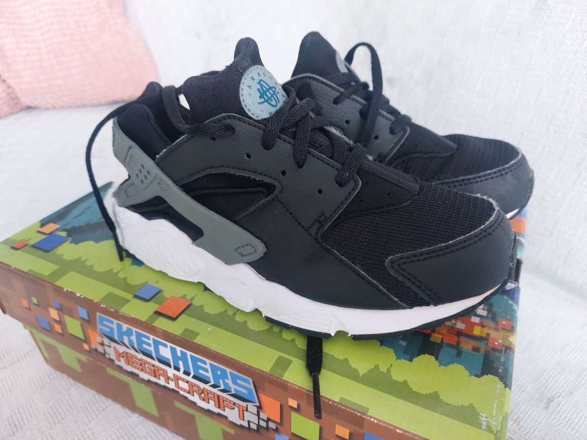 Adidași Nike Huarache Run mărime 35,interior 21,8