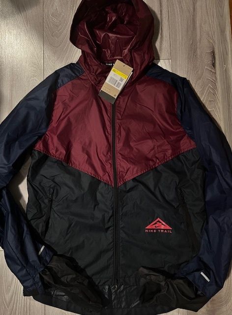 Jacheta alergare Nike Windrunner trail