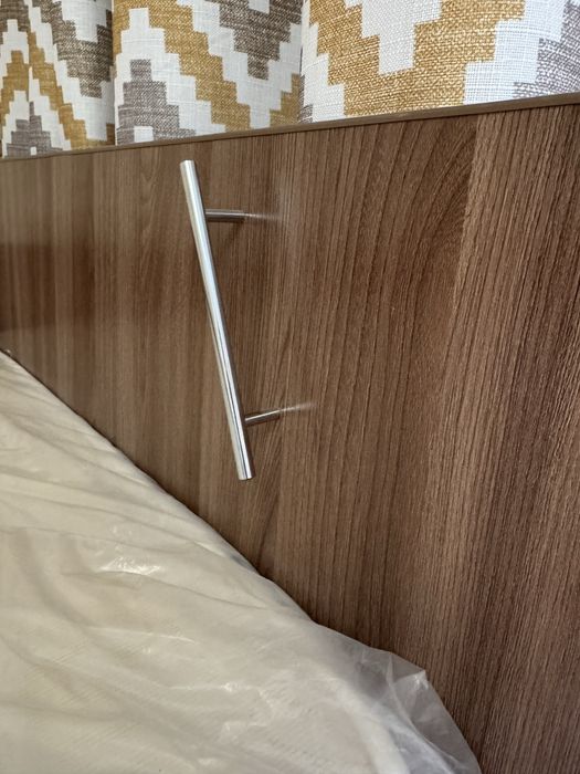 Продам 2-х ярусную кровать.