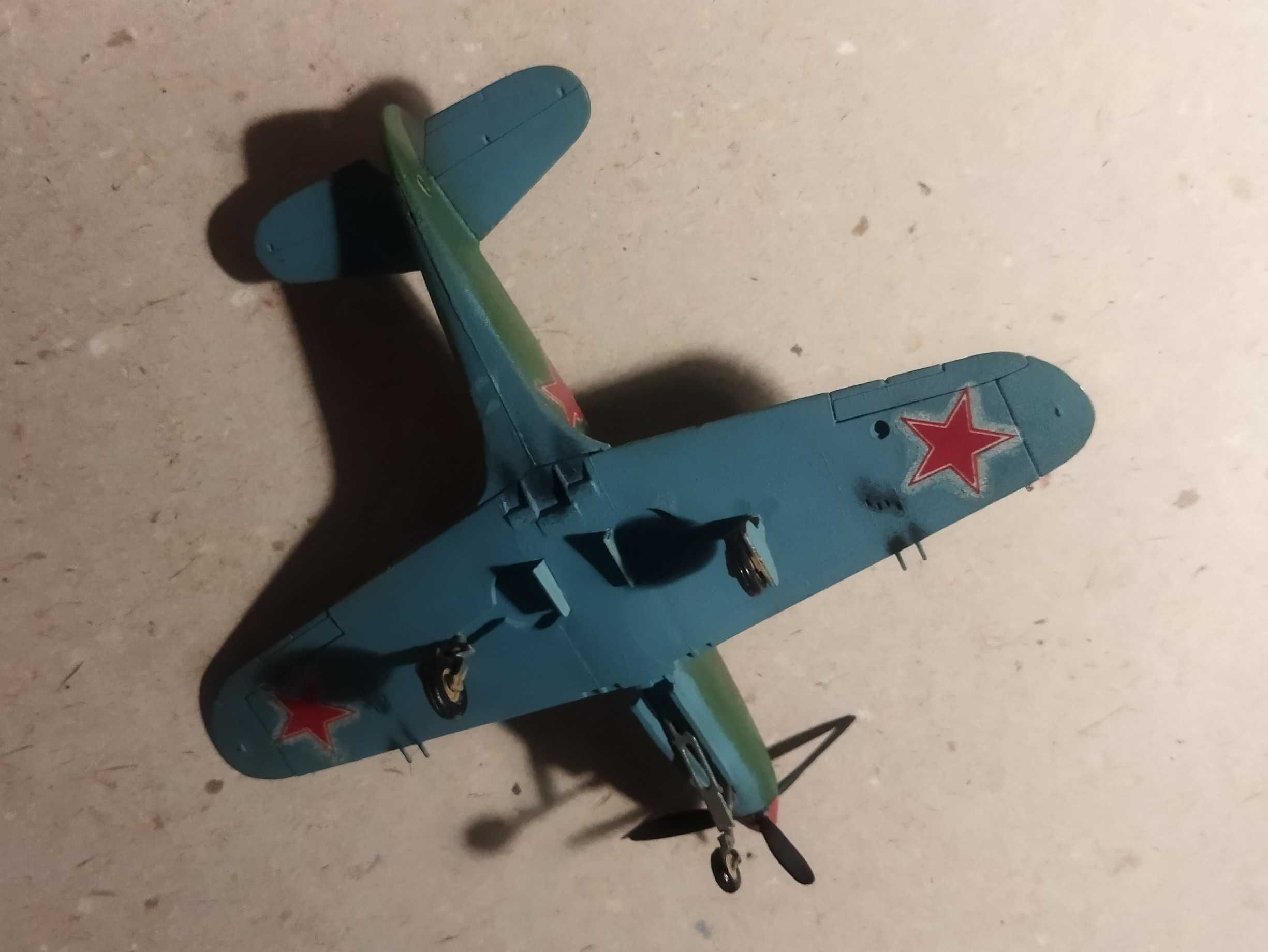 подарочная модель самолёта Ла-7 NOVO 1/72 СССР!