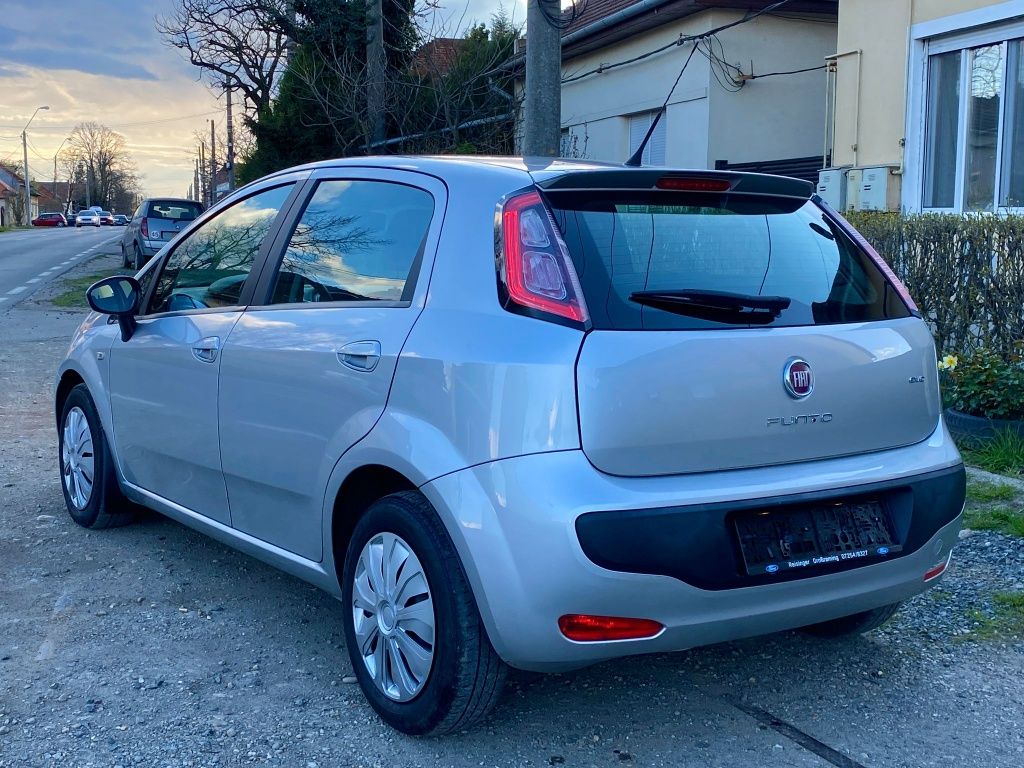 Fiat Punto  2010   1.3 multijet