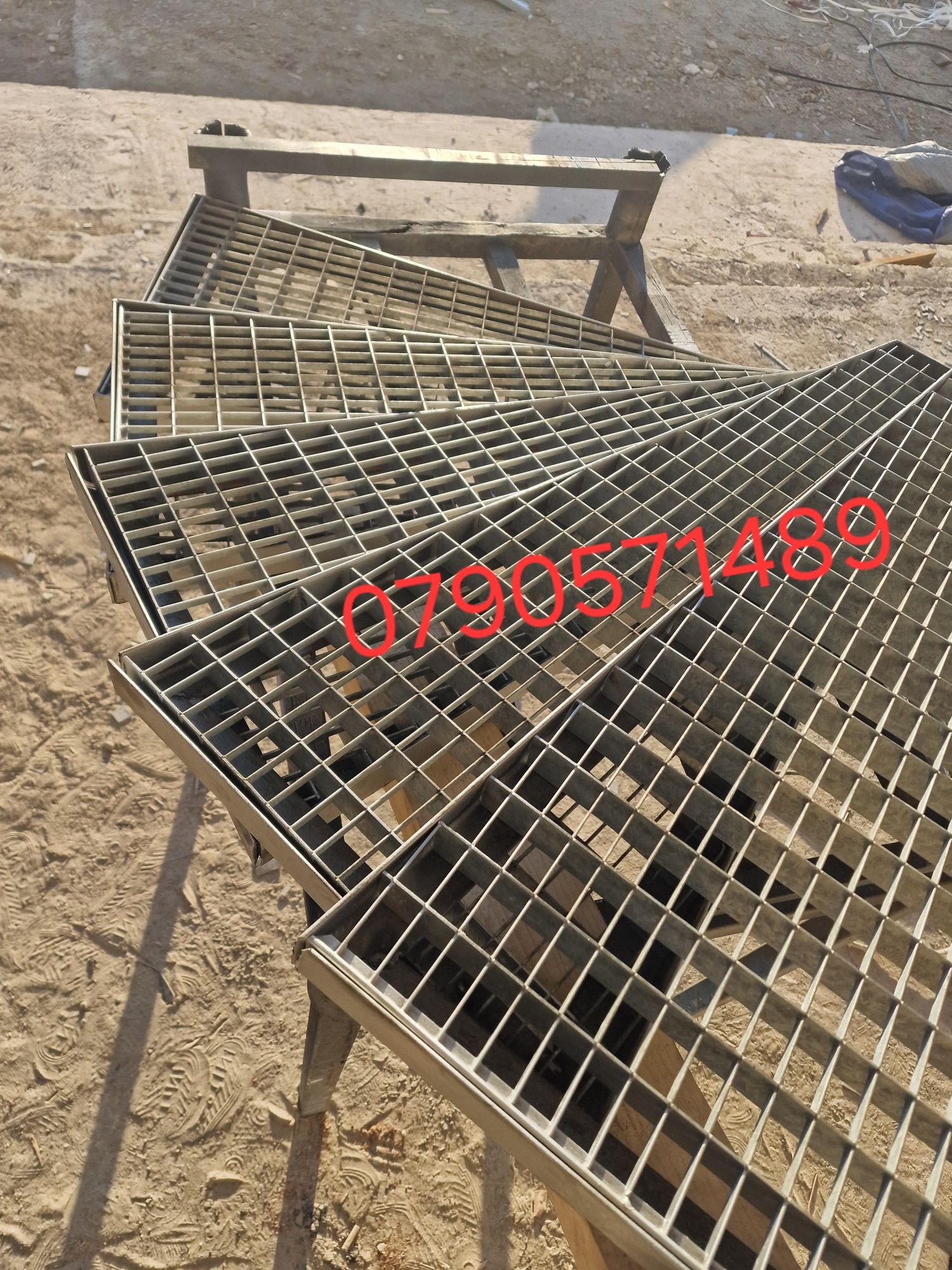 Trepte zincate galvanizate pentru spirala