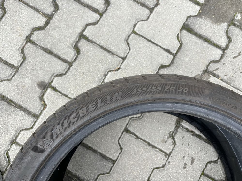 2бр Почти нови Летни Гуми Michelin 255/35/20 DOT4622