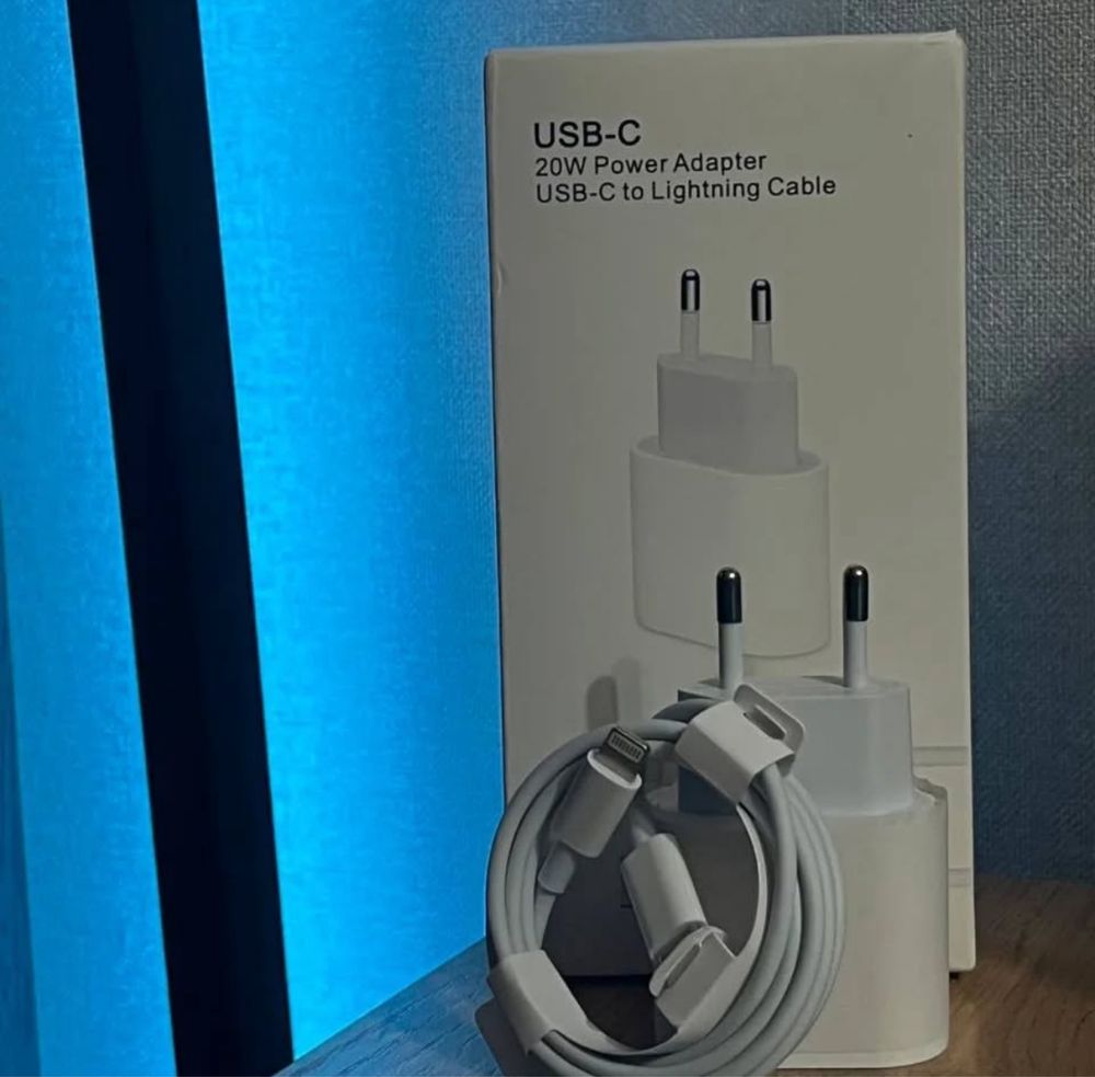 Зарядка на айфон + adapter 25W