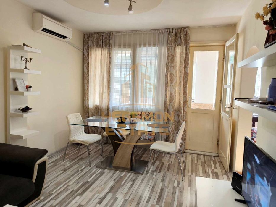 Продава се Тристаен апартамент в Варна, Централна поща - 92 кв.м за 2392 €/кв.м - Снимка #4