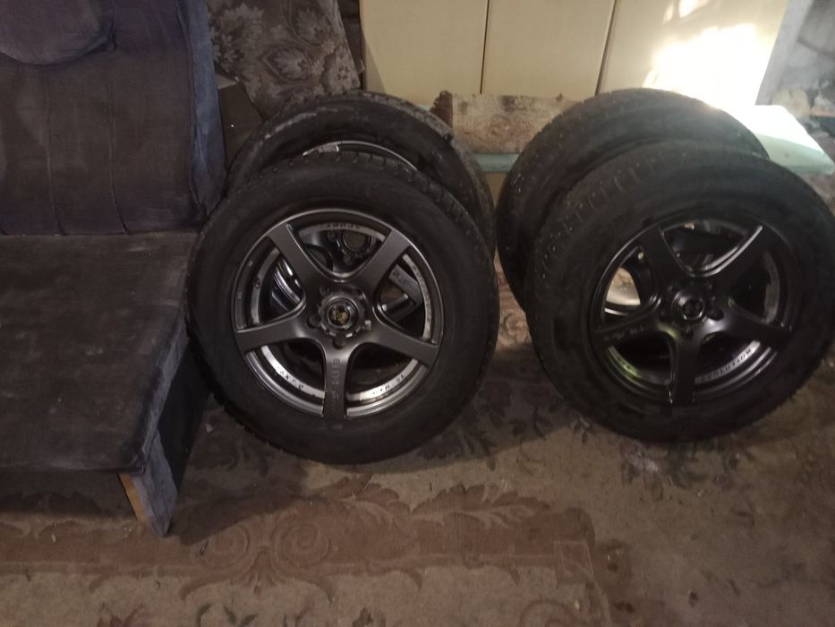 Зимняя резина с дисками в сборе