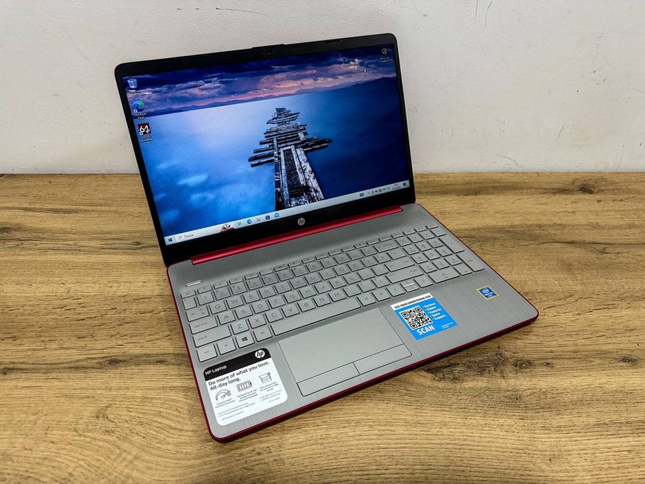 HP LAPTOP RED chiroyli dizaynda