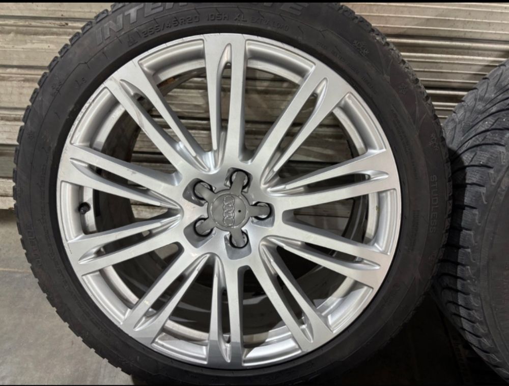 4бр оригинални 20 ки Ауди Audi А8 5х112 ет37 9ж  с зимни гуми 255/45