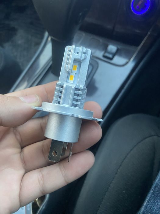 Продам лэд H4. Почти новые