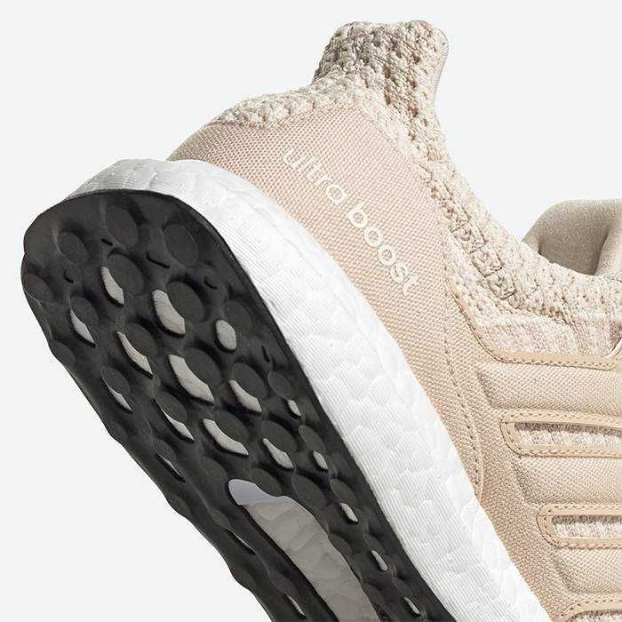 Оригинални  маратонки * ADIDAS ULTRABOOST DNA 5.0 * EU39 1/3 -40