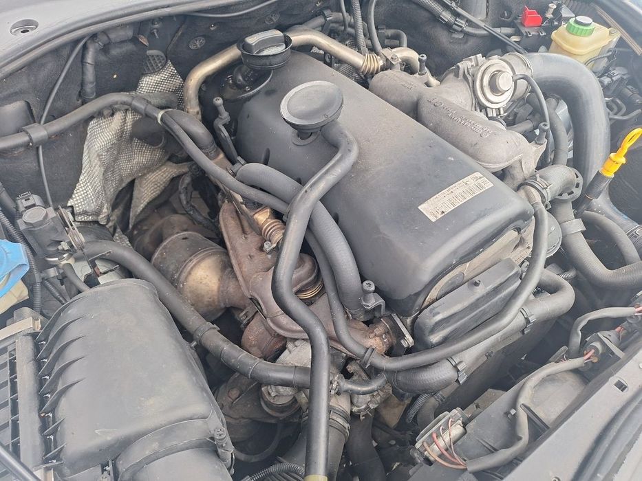 Motor defect , pornibil , baga ulei in apa  VOLKSWAGEN TOUAREG 7LA 2006 2.5 R5 TDI BAC 128KW|174HP