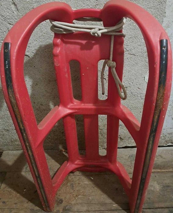 Sanie copii plastic culoare Rosu