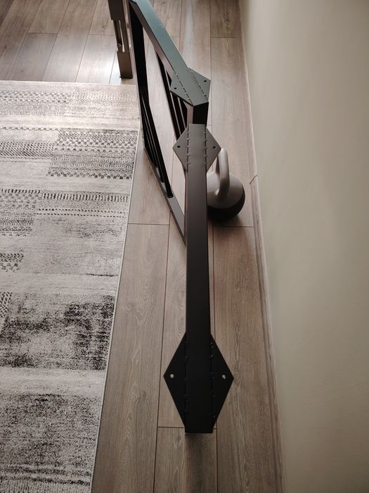 Крака за трапезна маса