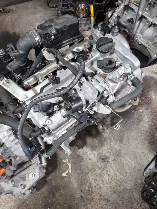 Motor toyota iaris 1,5 hybrid an 2019