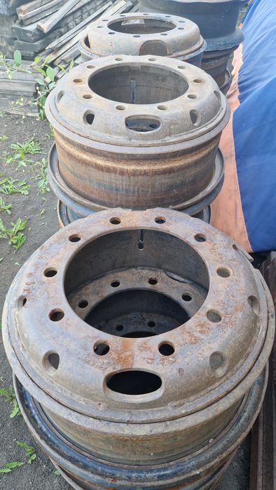 Продам диски на камаз