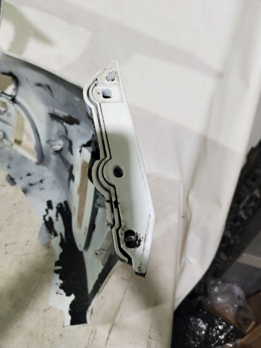 Bara fata Mercedes A-Class W176, facelift, 2015, 2016, 2017, 2018, cod origine OE A1768853625.