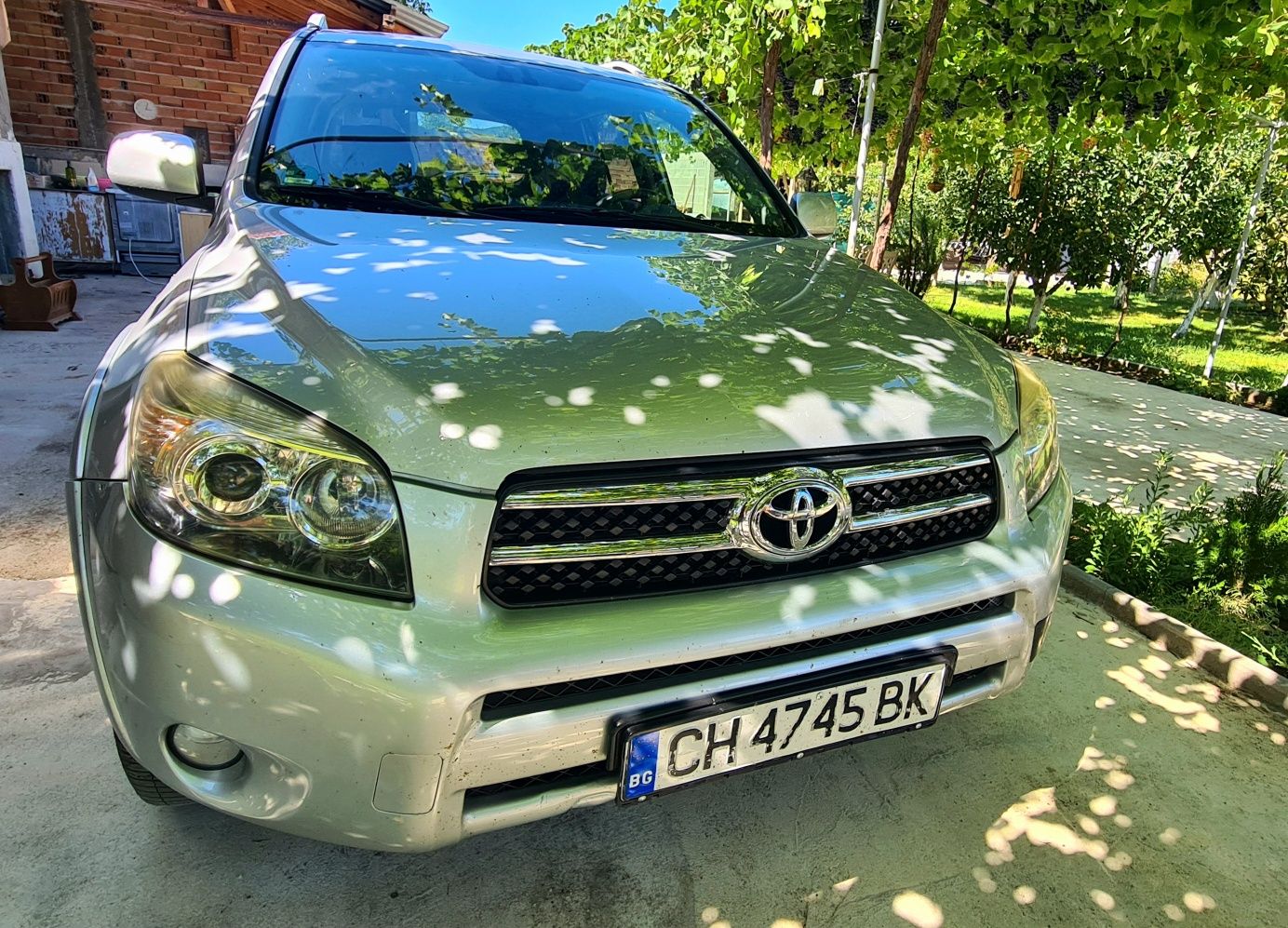 Toyta RAV4 в отлично състояние