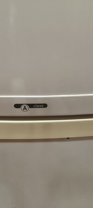 Хладилник Whirlpool