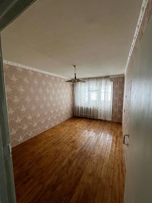 Бухоро шахарда 2 хоналик квартира сотилади