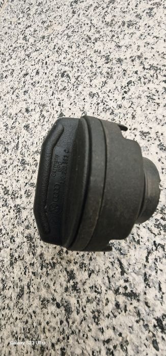 Buson rezervor original VW / Audi – cod 1Q0 201 551 C – Germania