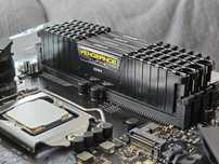 ASUS STRIX Z390-F Gaming + i7-8700 + 32GB DDR4 3000MHz Corsair
