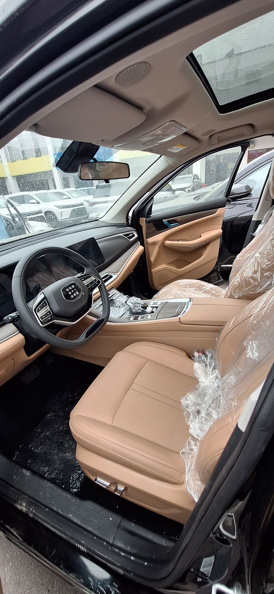 Dongfeng Fengon Гибрид