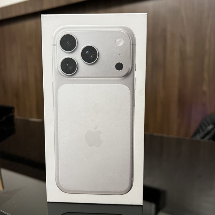 Нов! 12м Гаранция! iPhone 17 Pro 256GB 12GB RAM Blue, Orange, Silver