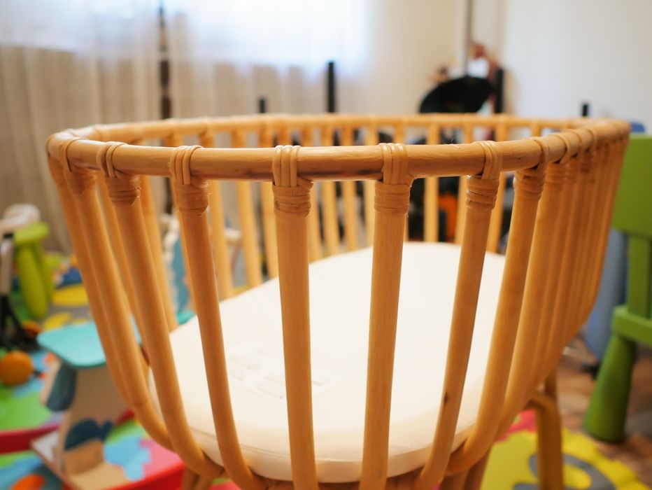 Patut balansoar din ratan cu saltea 90x70x71 cm CHILDHOME