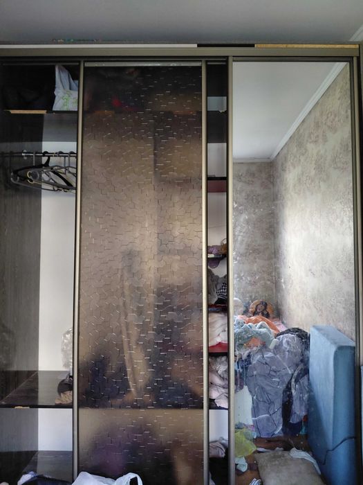 Шкаф для одежды в отличном состоянии