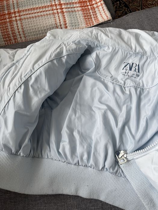 Куртка на девочку 6-7 лет