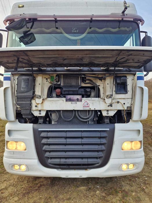 Ansamblu DAF XF 105 (410 CP) + Semiremorcă decopertabila KRONE