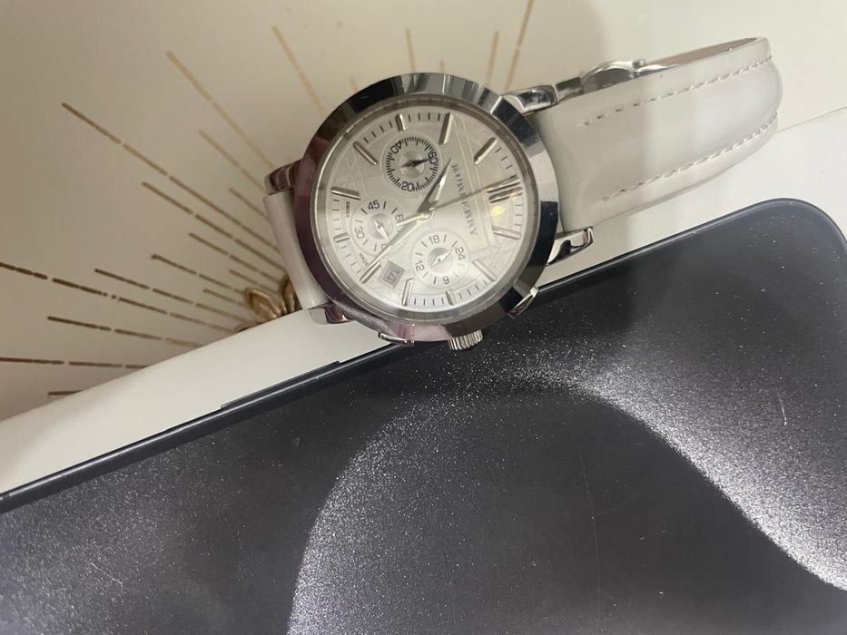 Часы женские Burber ry