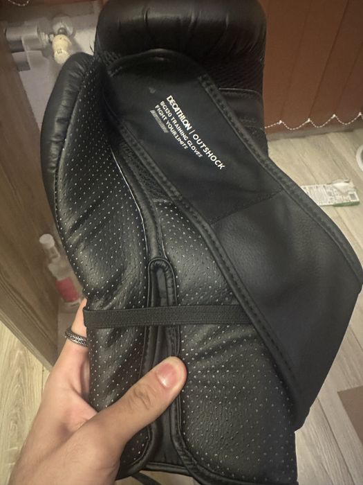 Боксови ръкавици от Декатлон 14oz