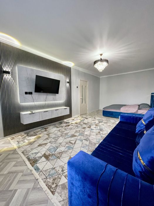 Сдается квартира посуточно. Сулейманова 18А