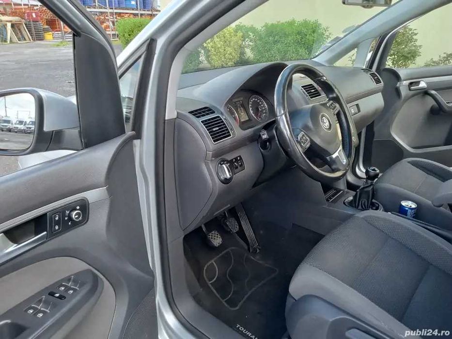 VW Touran 1.6 TDi 105 Cp 2012 Euro 5