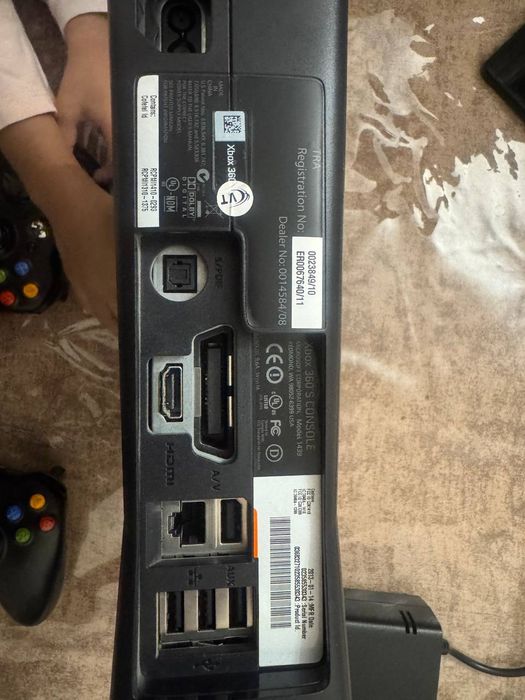 Продам Xbox 360S Console