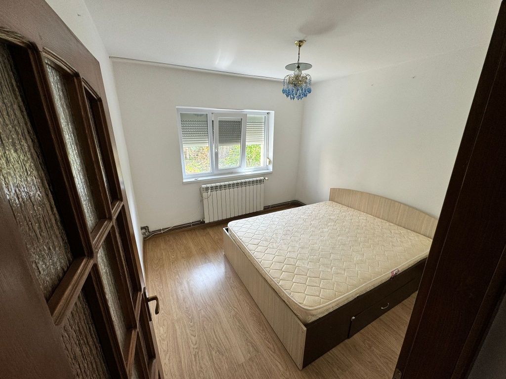 Vând apartament în Cotul Mic Lugoj