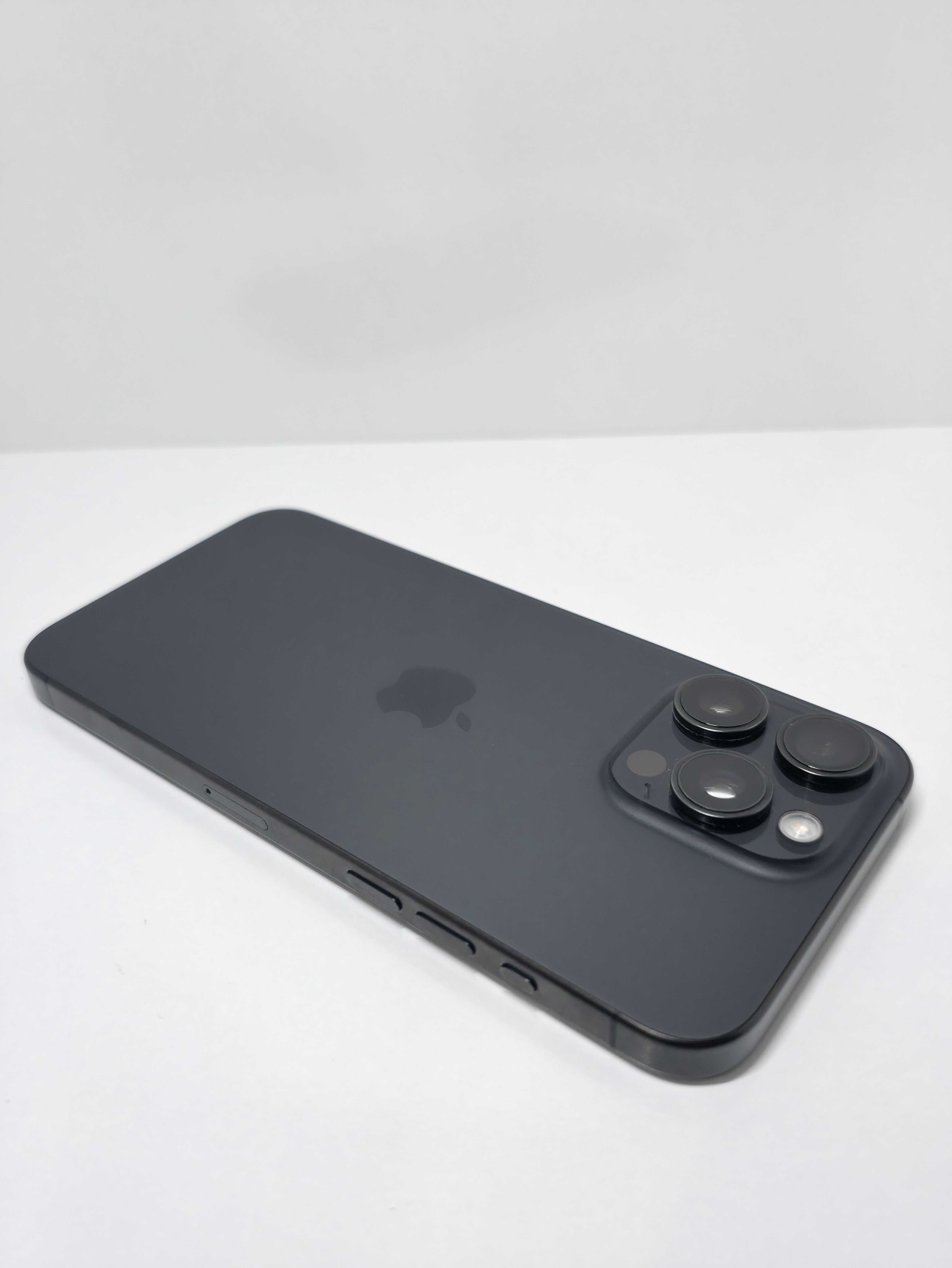 iPhone 15 Pro Max 256GB Titanium Black