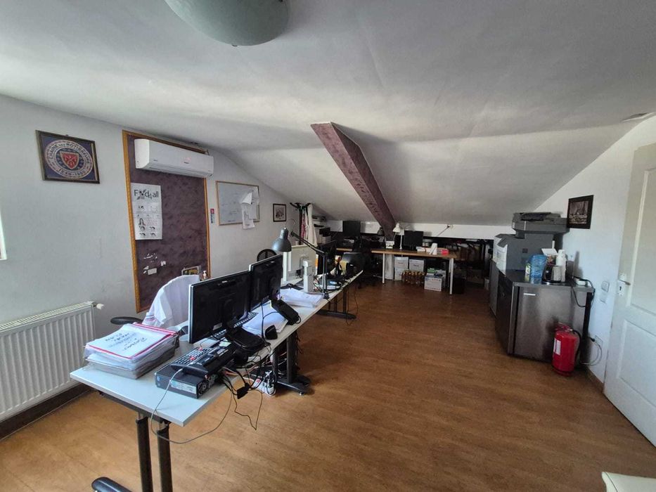 Vânzare investi ie unitate de produc ie
alimentar