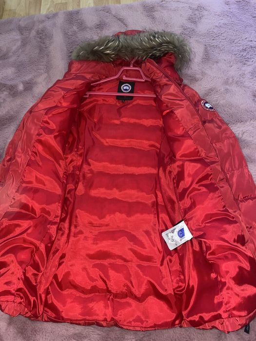 Geaca cu gluga detasabila