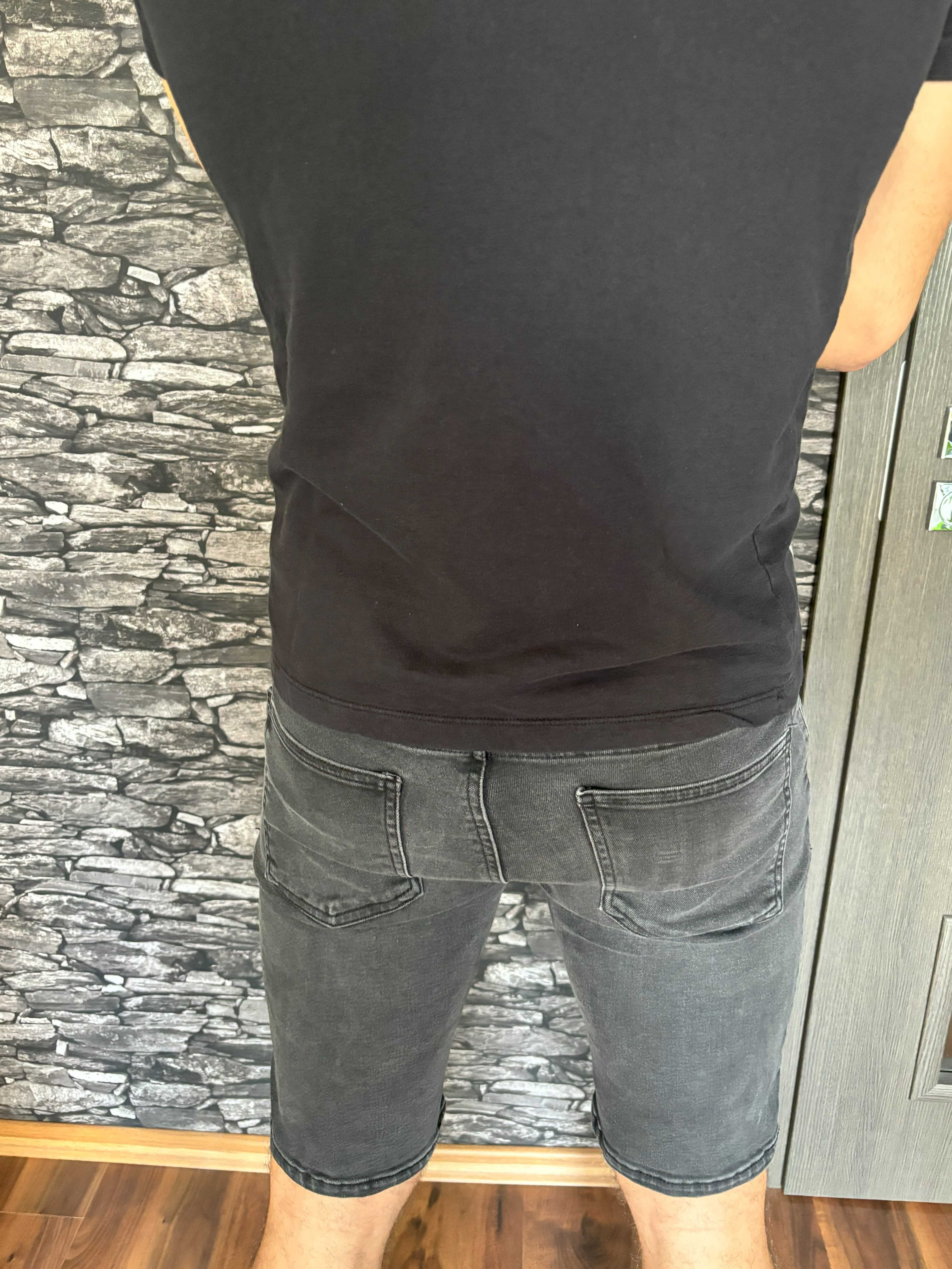 стилни черни къси панталонки L.C.W. Jeans Skinny Fit