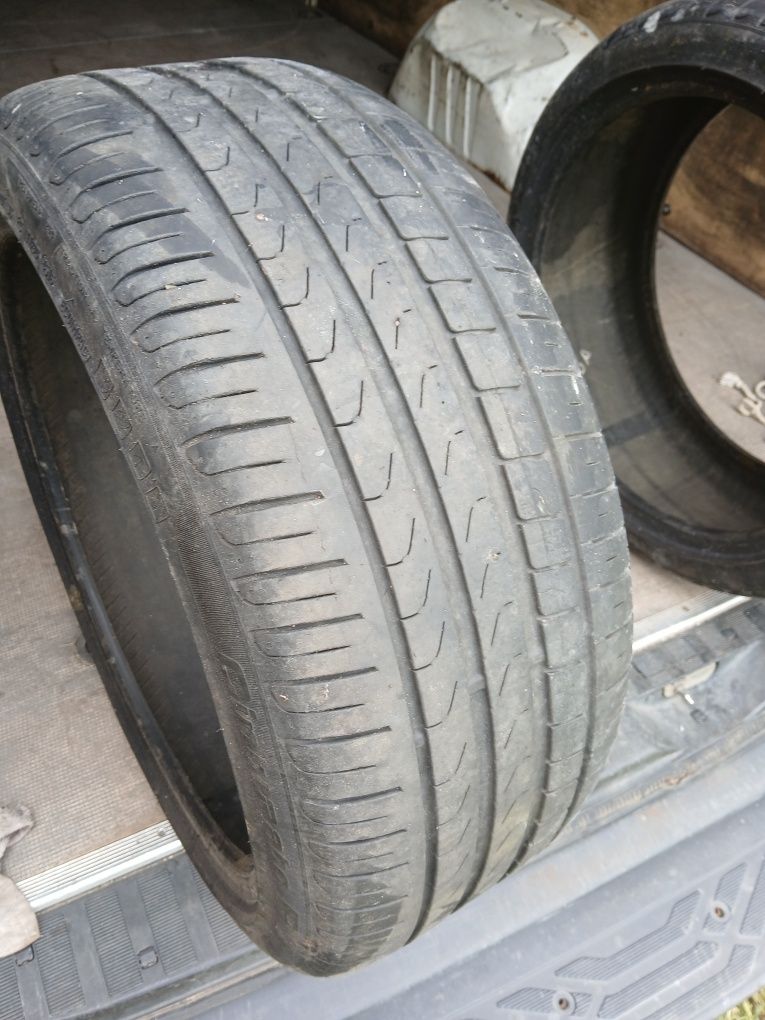 235/40 R19 Pirelli vara