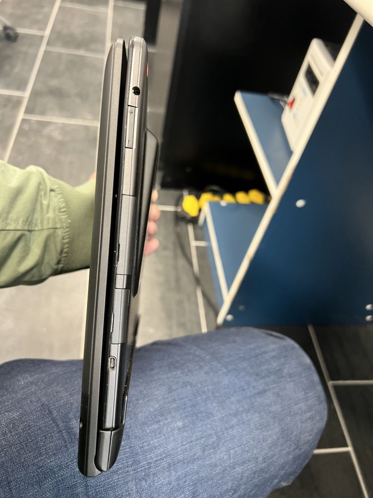 Lenovo Thinkpad Helix Ultrabook pro bateria defecta