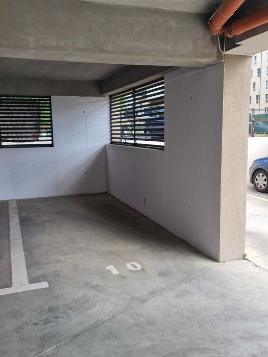 Vand Loc de Parcare Subteran