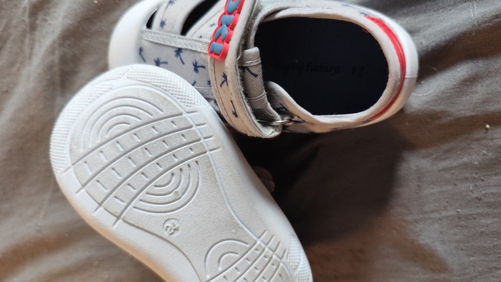 Детски обувки , сандали Nike Air Jordan и маратонки New balance