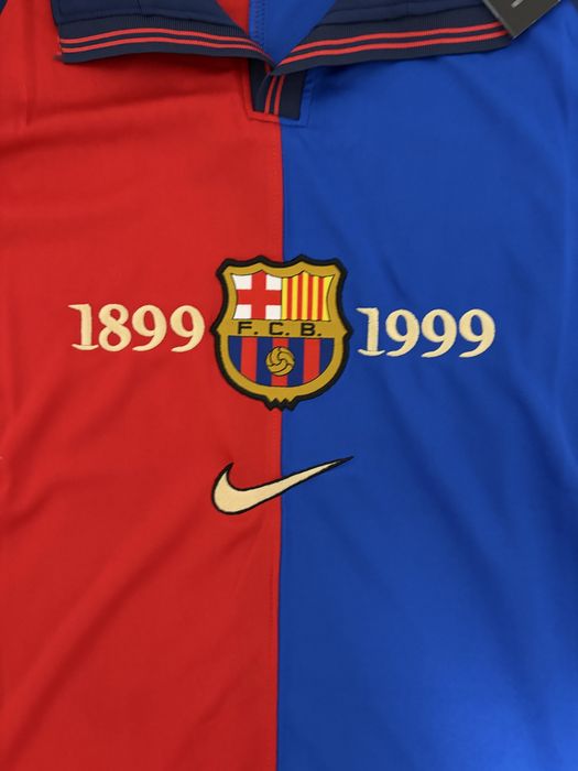 tricou fotbal jersey retro Barcelona Ronaldinho 10 04/05