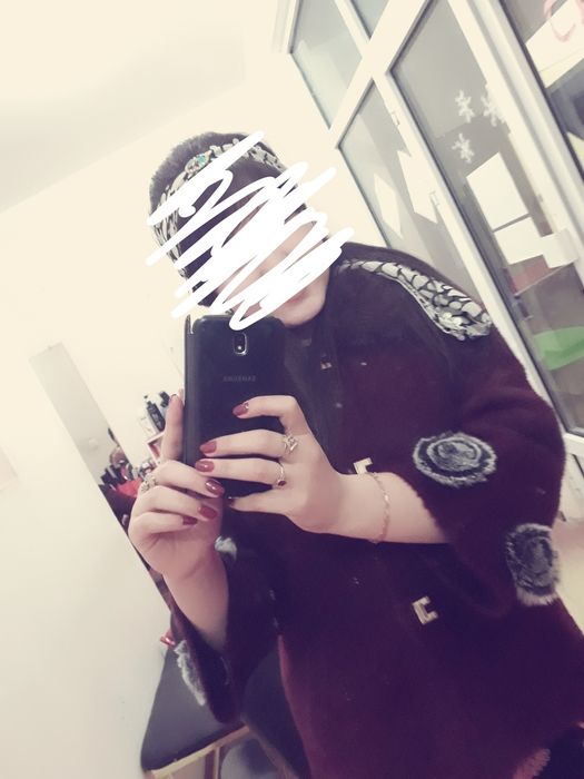 Narxlari kelishiladi M L XL razmerlarga togri keladi qimmat kiyimlar