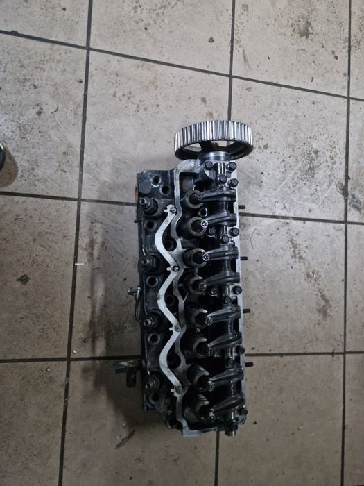 Chiuloasa mitubishi l200